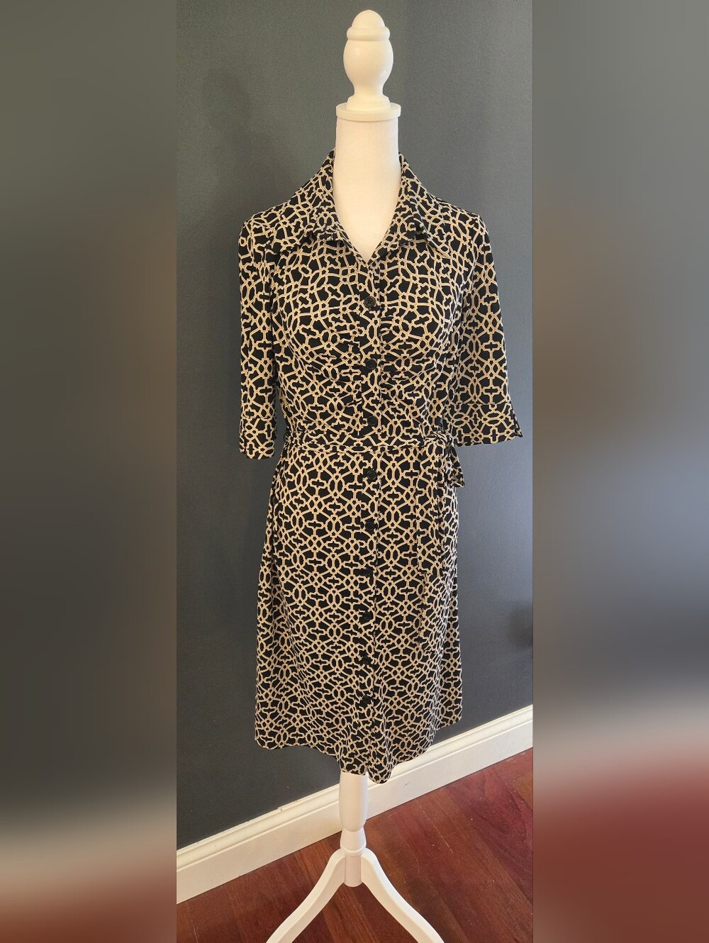 Laundry By Shelli Segal Geometric Trellis Belted Button-Front Dress